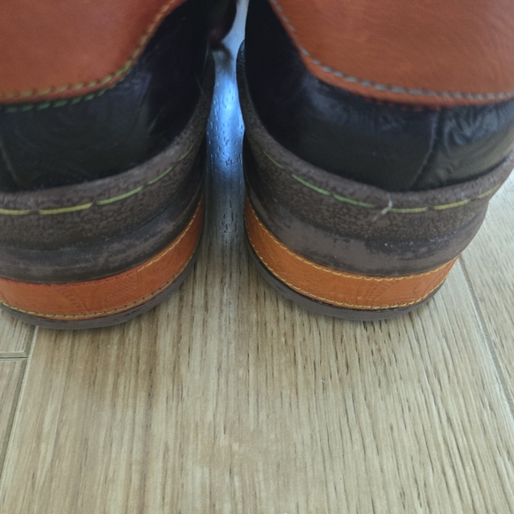 Embossed Leather SuperLadyStar Laceup Shoes - Picture 5 of 8